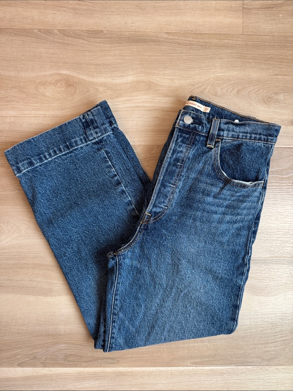 Levi’s - Ribcage Straight Ankle Tailored Jeans